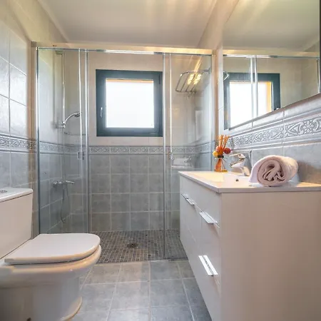 Margot Lux, Ideal Familias, Piscina&aircon Villa *